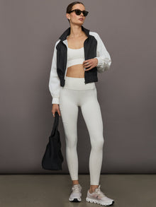 Multi Strap Active Bra in Diamond Compression | Cloud Dancer