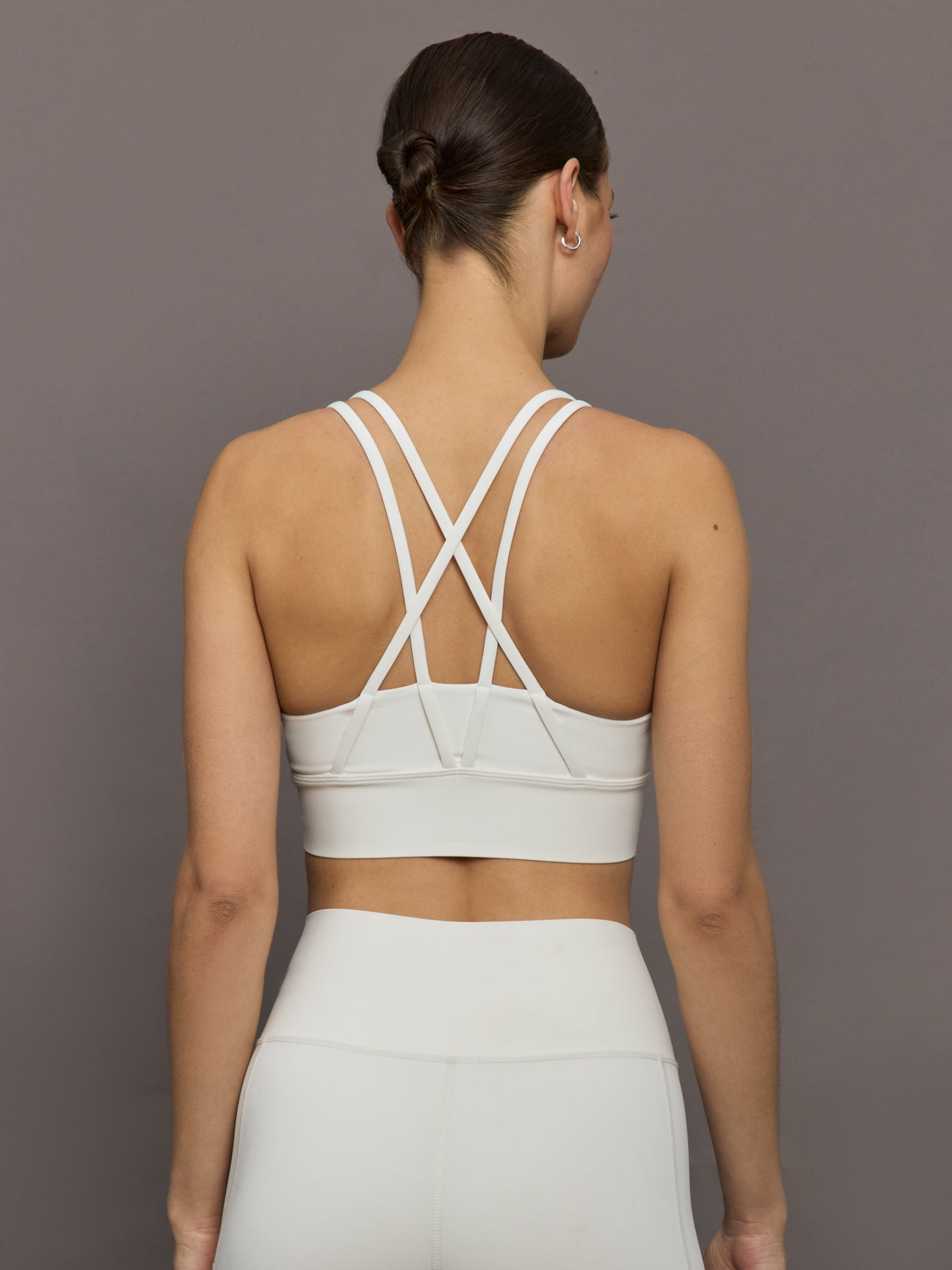 Multi Strap Active Bra in Diamond Compression | Cloud Dancer