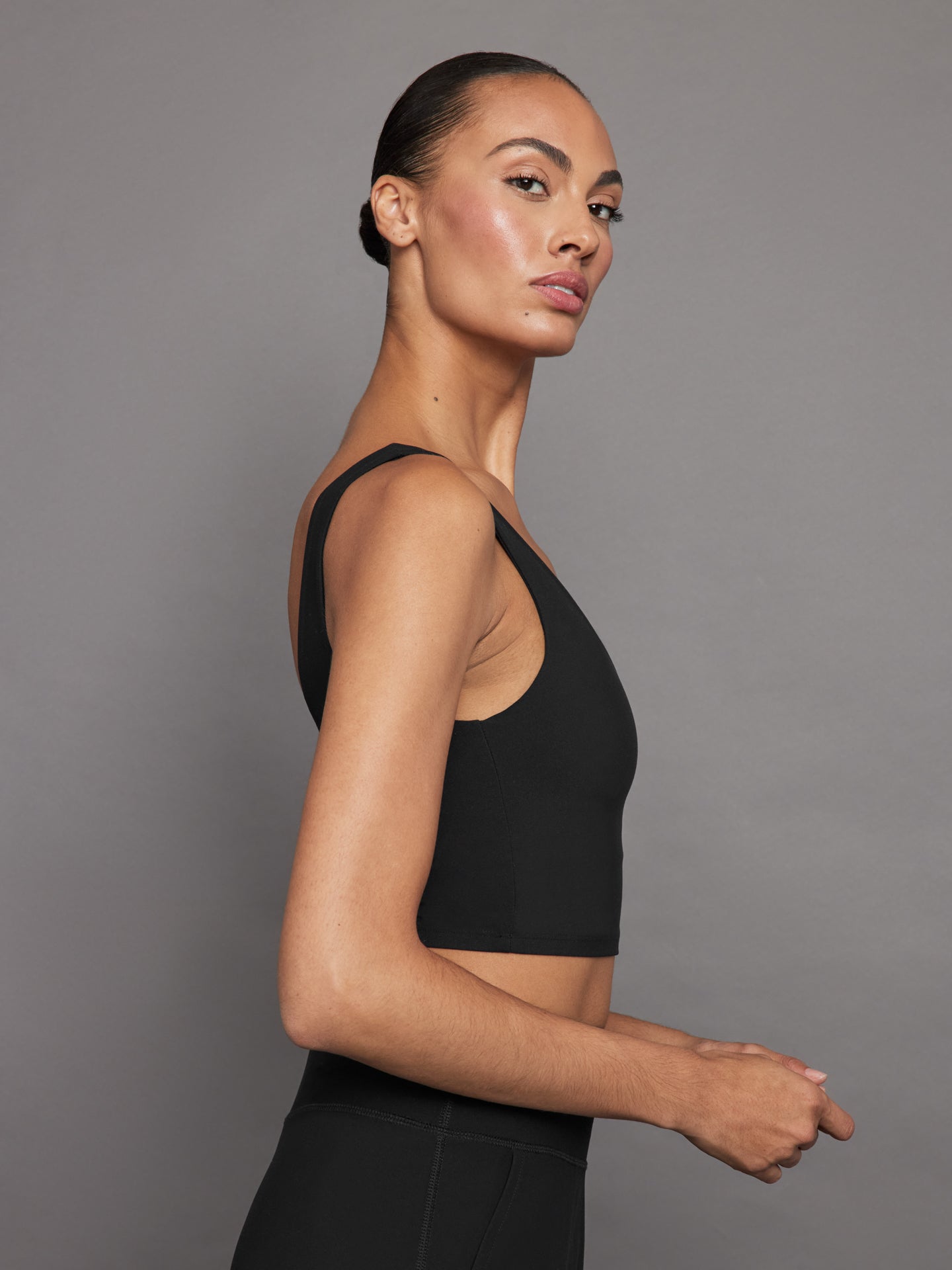 V-Neck Longline Bra in Melt | Black