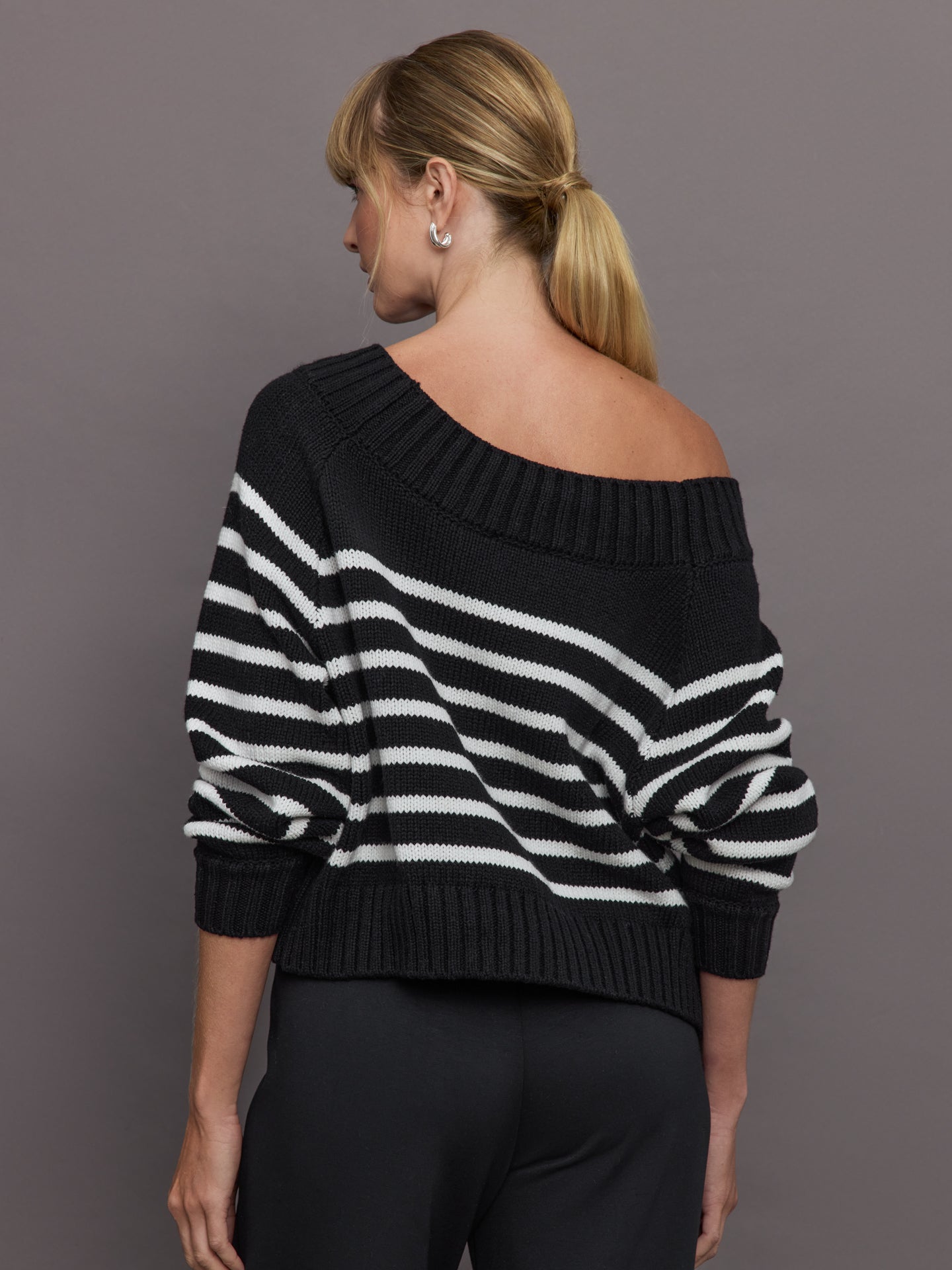 Carbon38 | Wool Blend Slouchy Knit Sweater | Black / White Stripe