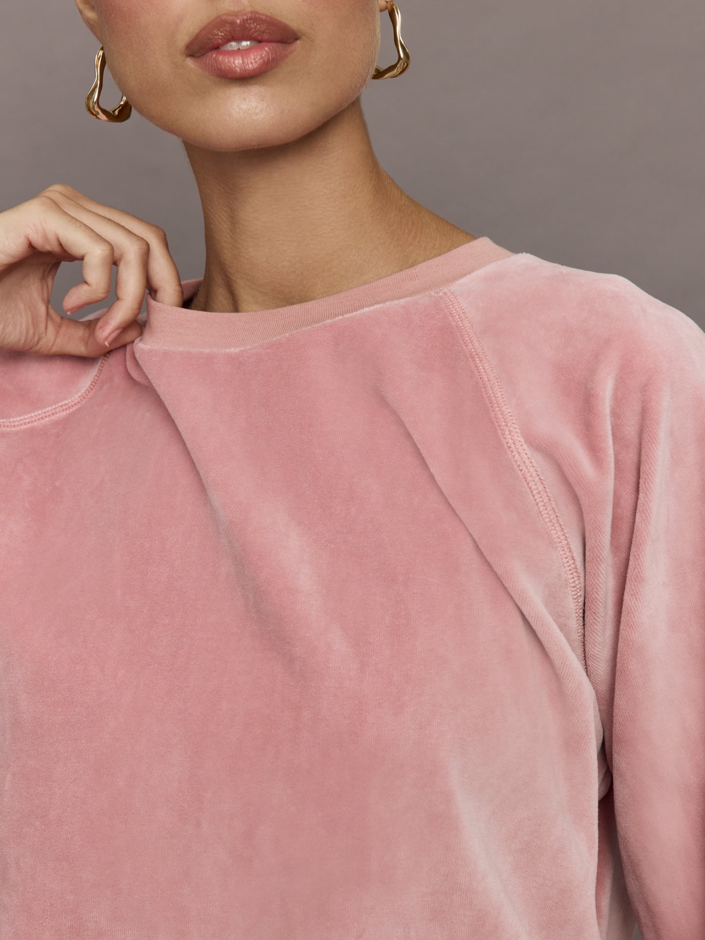 Raglan Pullover in Velour | Blush