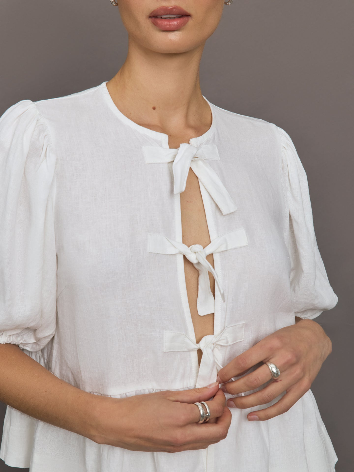 Linen Tie Puff Sleeve Top | White