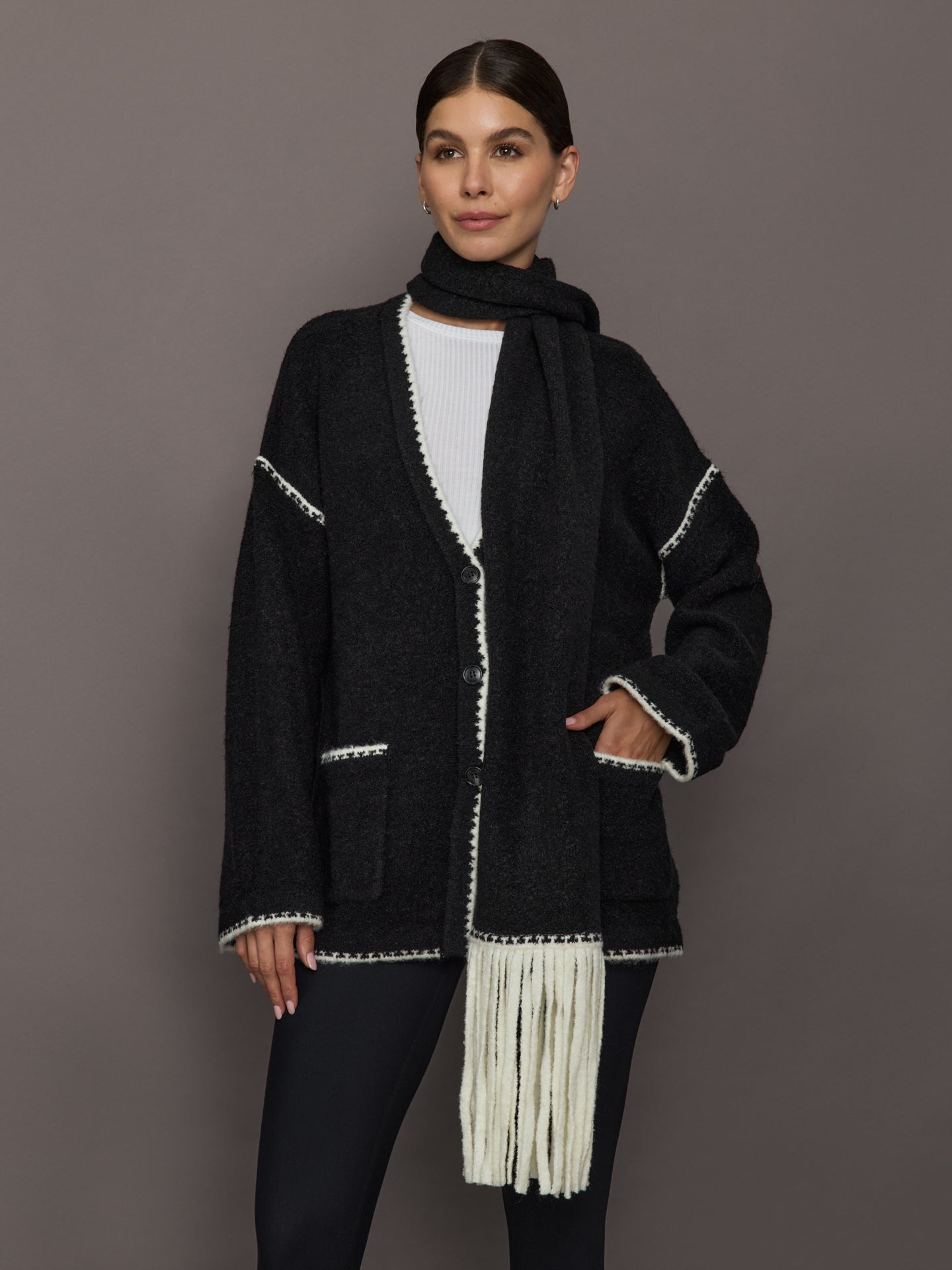 Sweater with Scarf | Black/Cream