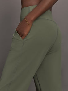 Jogger in Melt | Moss