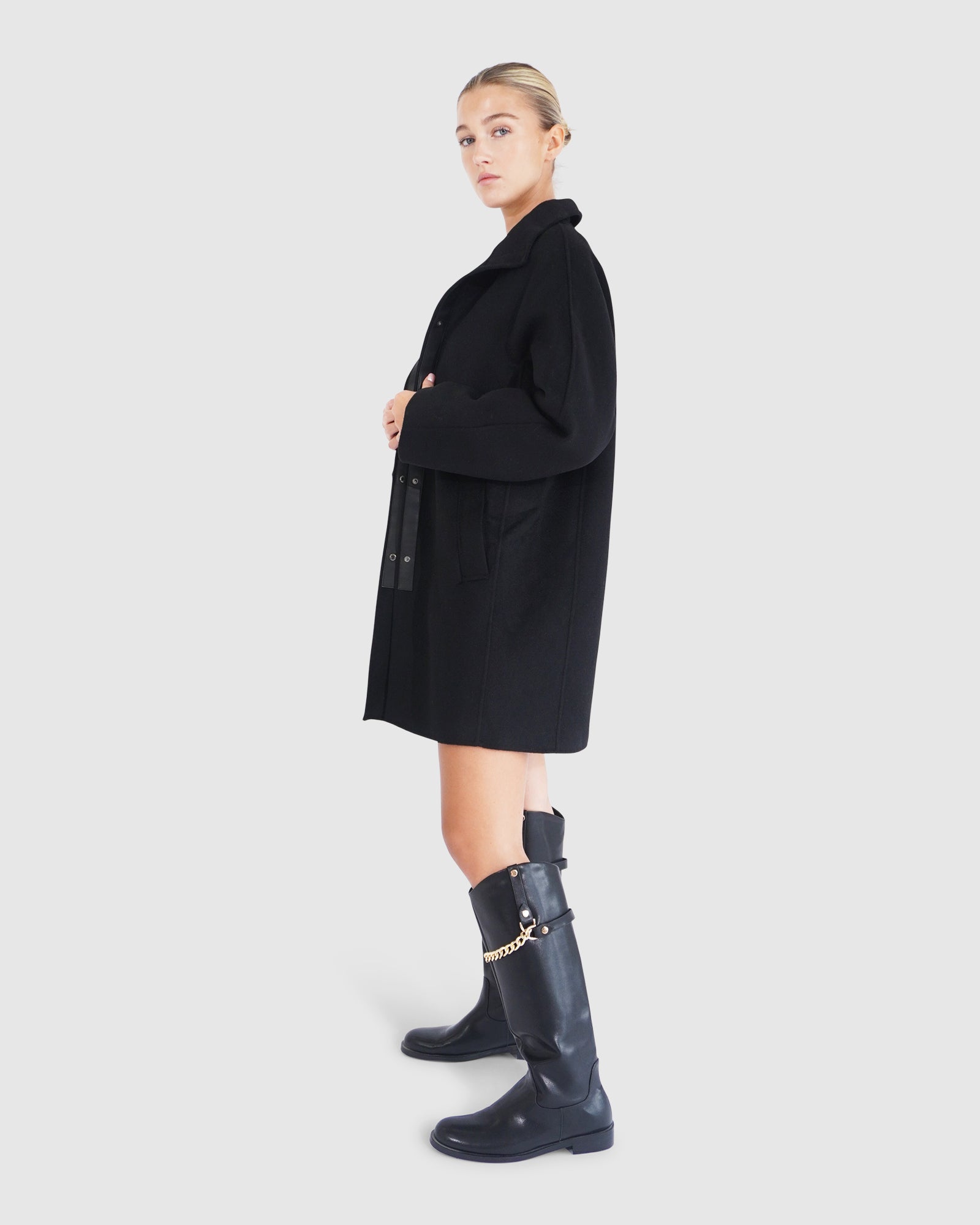 Come On Over Trimmed Coat | Women | Black