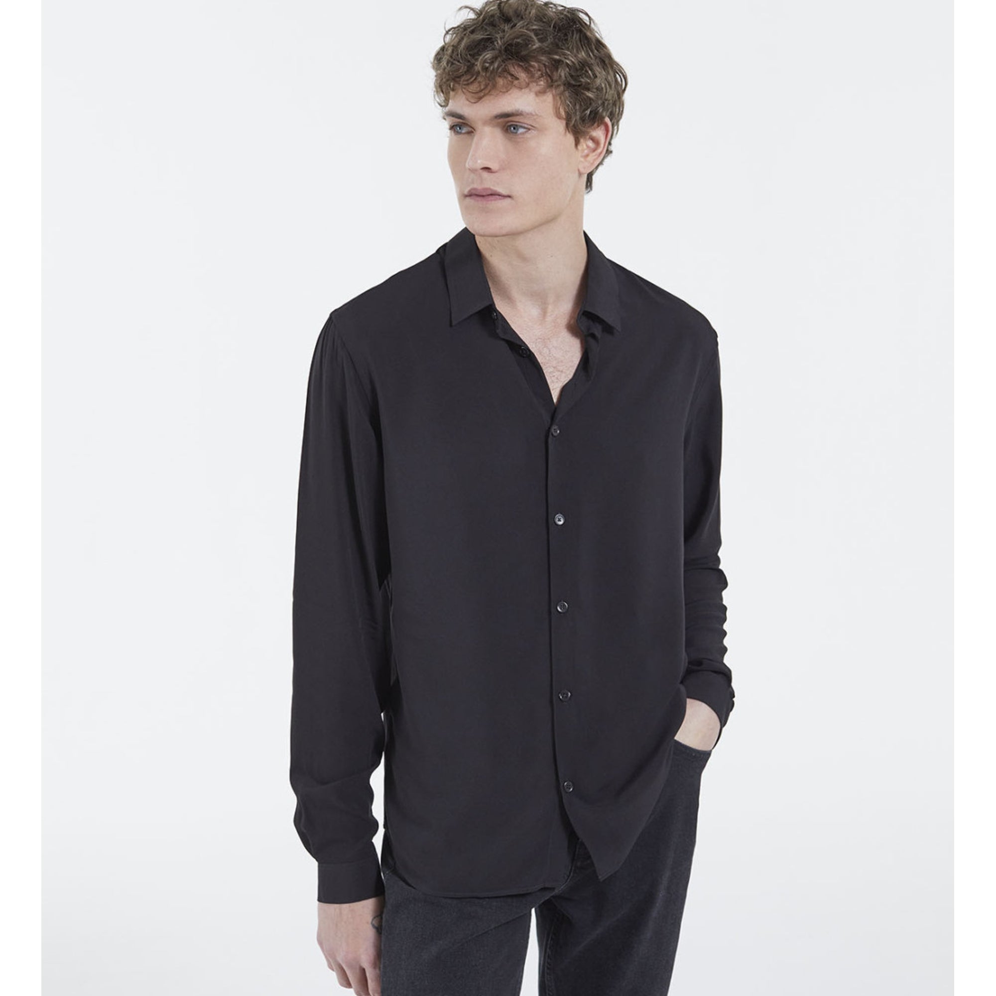 Classic-Collar Shirt | Men | Black