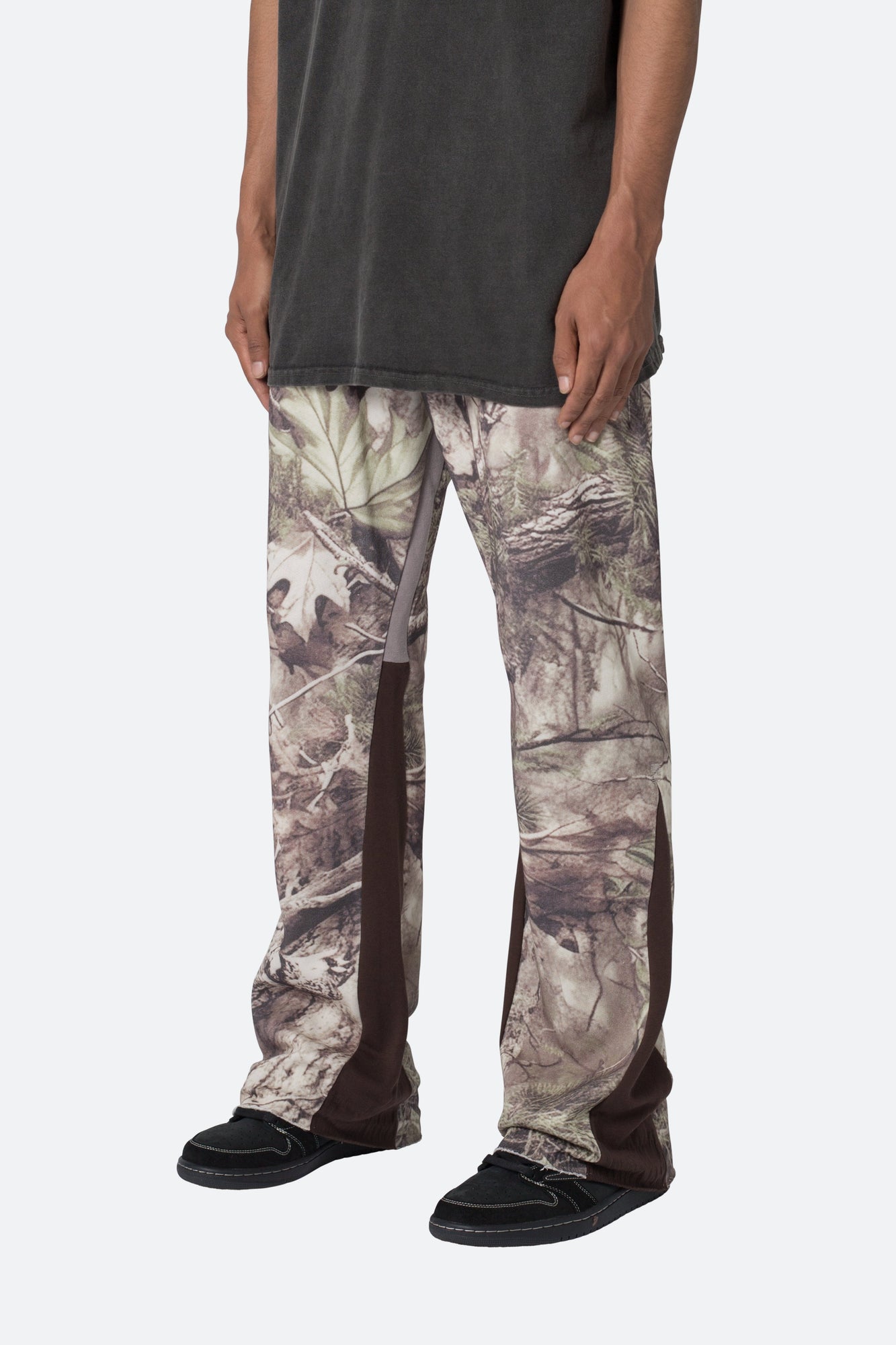 Contrast Bootcut Sweatpants | Hunter Camo