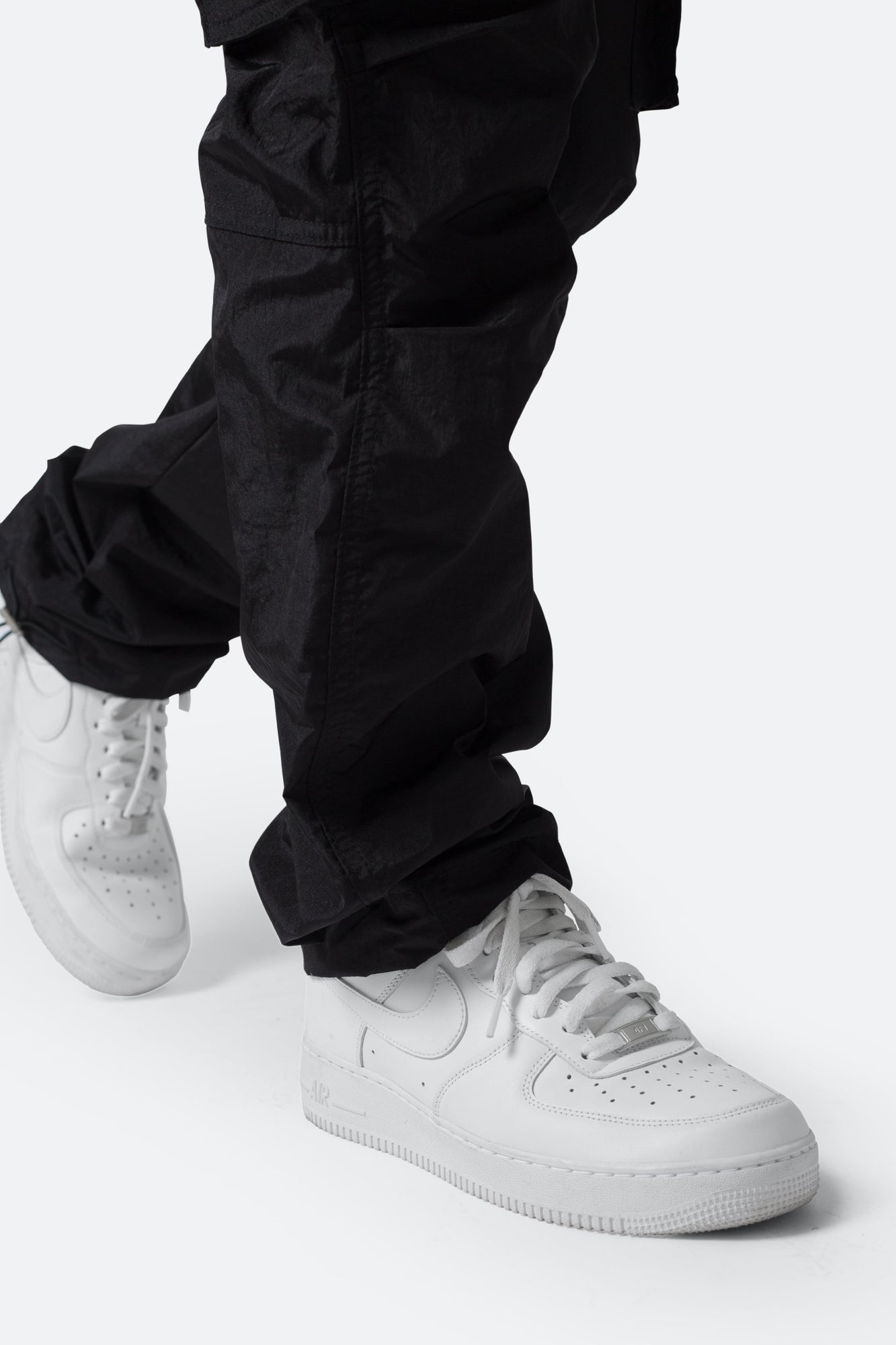 Crinkle Cargo Pants | Black