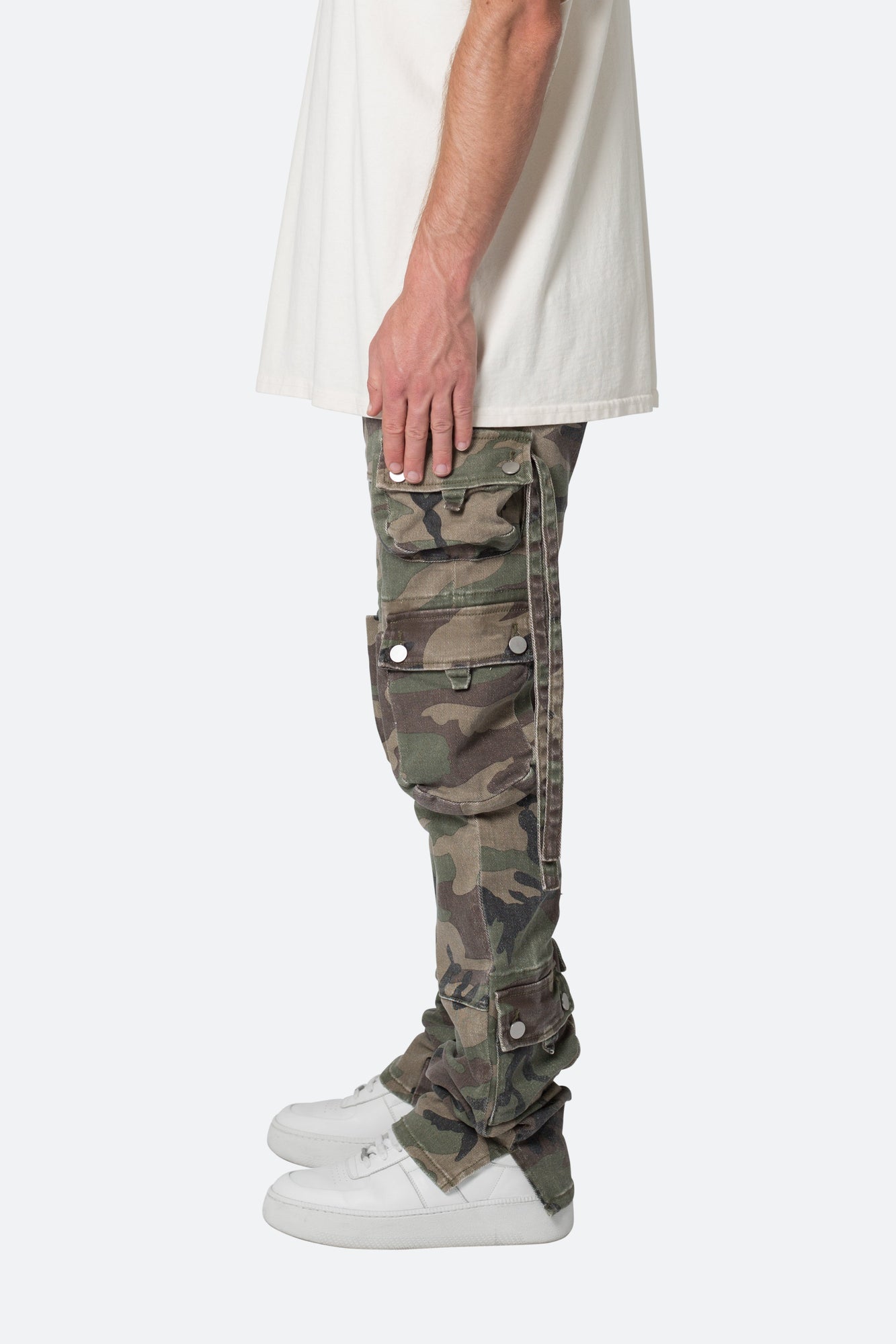 D152 Cargo Pants | Woodland Camo