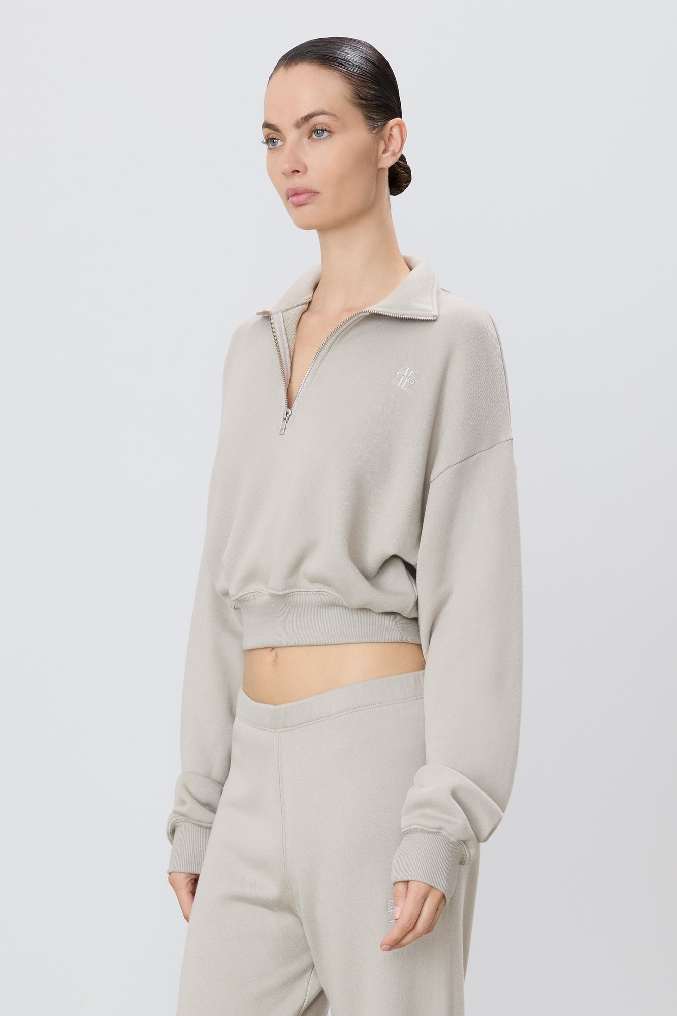CROPPED HALF-ZIP SWEATSHIRT - ETERNE