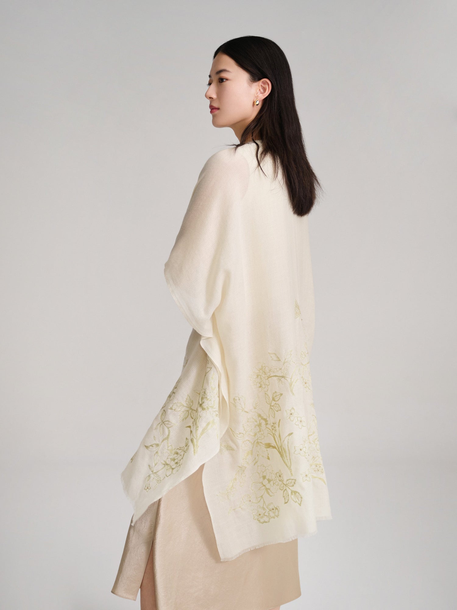 Embroidered Cashmere Shawl | Beige