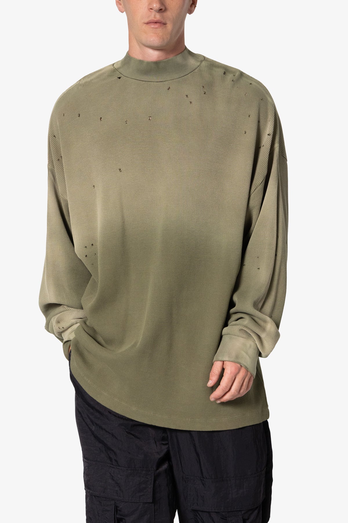 Destroyed Thermal L x S Tee | Vintage Olive