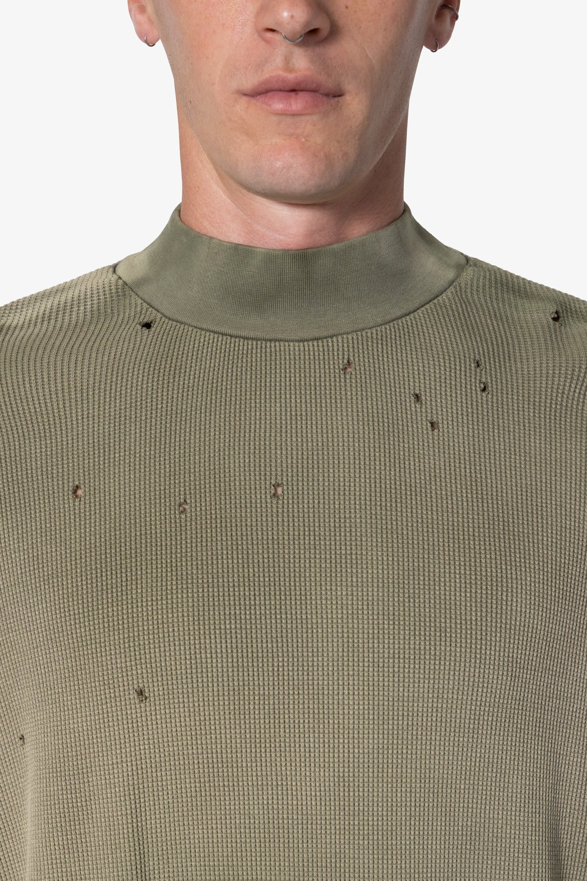 Destroyed Thermal L x S Tee | Vintage Olive