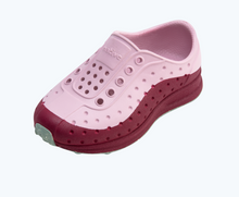 Angled view of a Native Shoes Kids Robbie Roam Kids | Balos Pink/ Root Red/ Relax Speckle Rubber Footwear