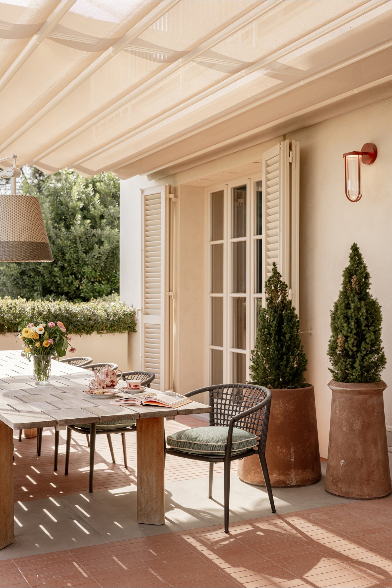 In Vitro Outdoor Wall 2700K | Terracotta