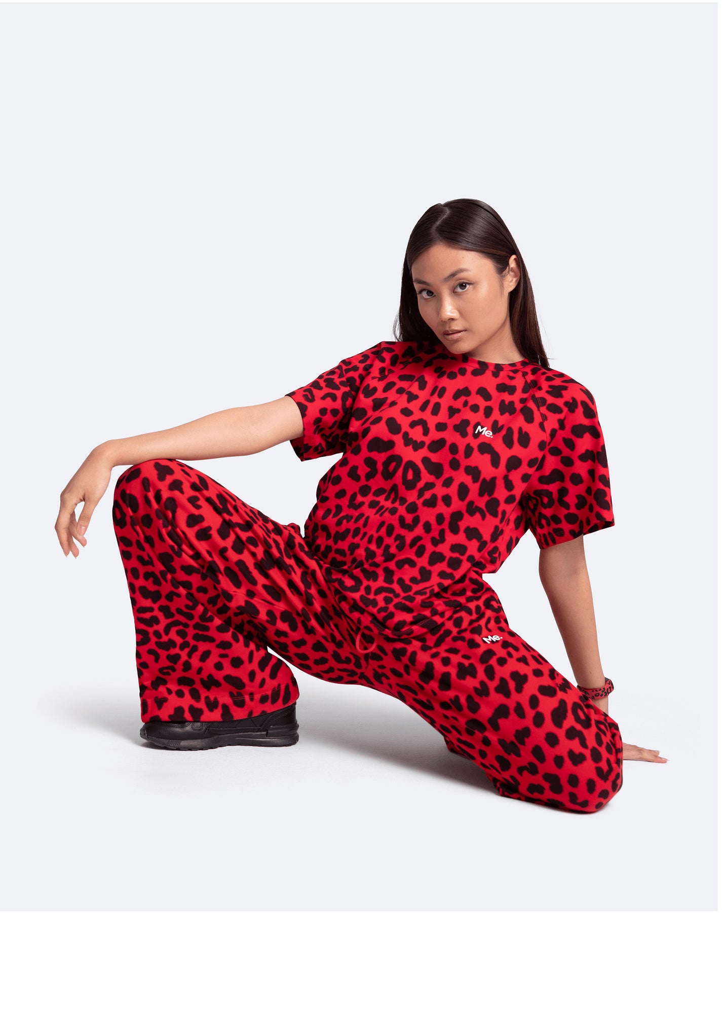 Free Flow T-Shirt | Red Leo