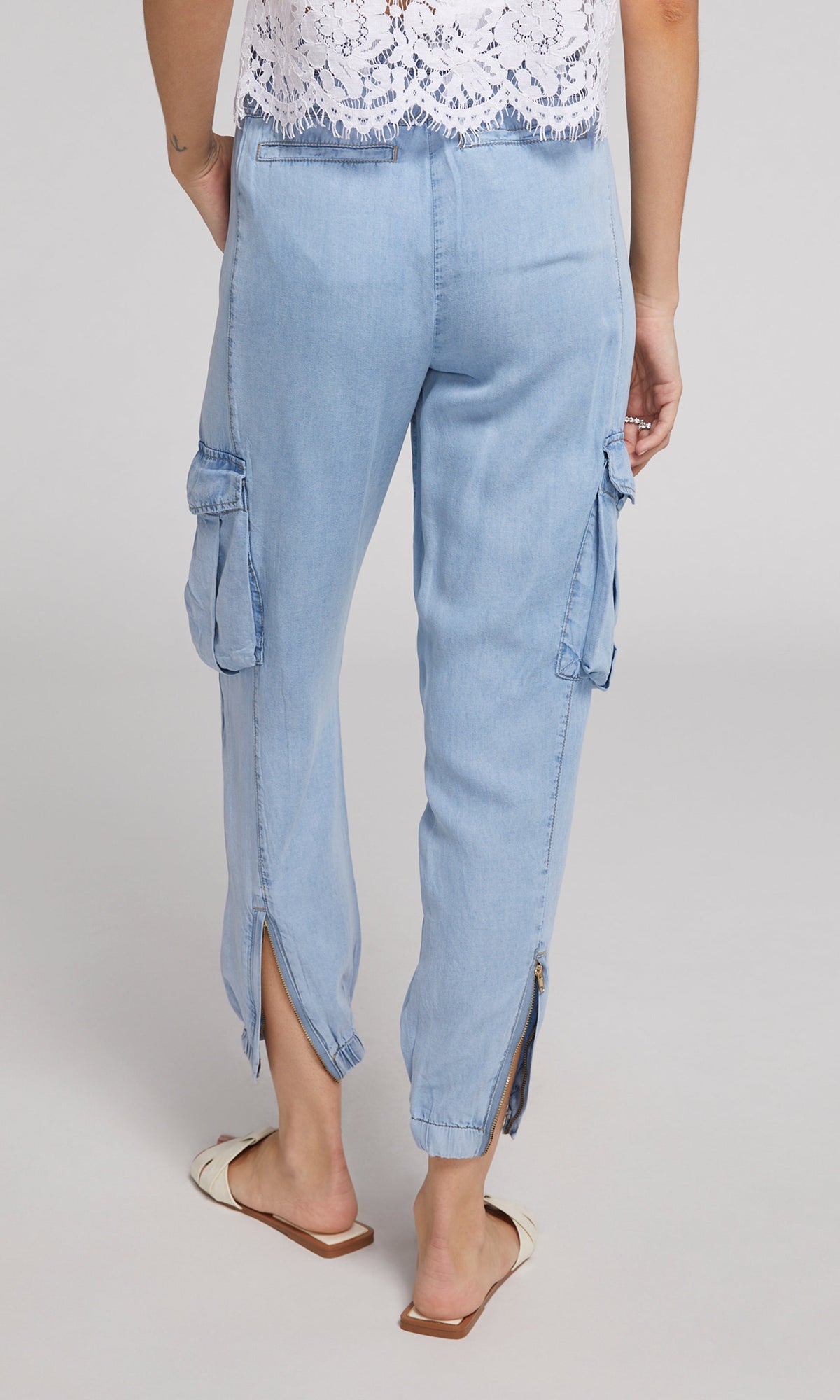Chandra Denim Jogger | Light Blue