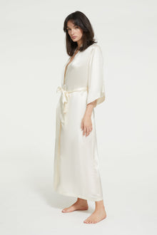 The Mrs Long Robe By GINIA In Creme