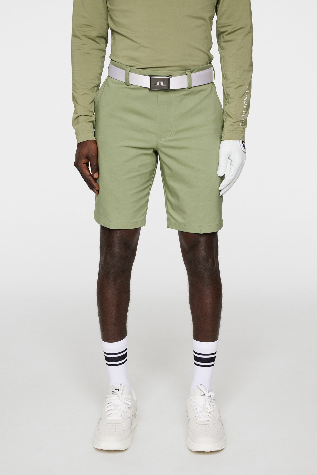 Men | Mitch Shorts | Oil Green