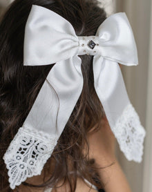 Girl | Audrey Lace Hair Bow | White