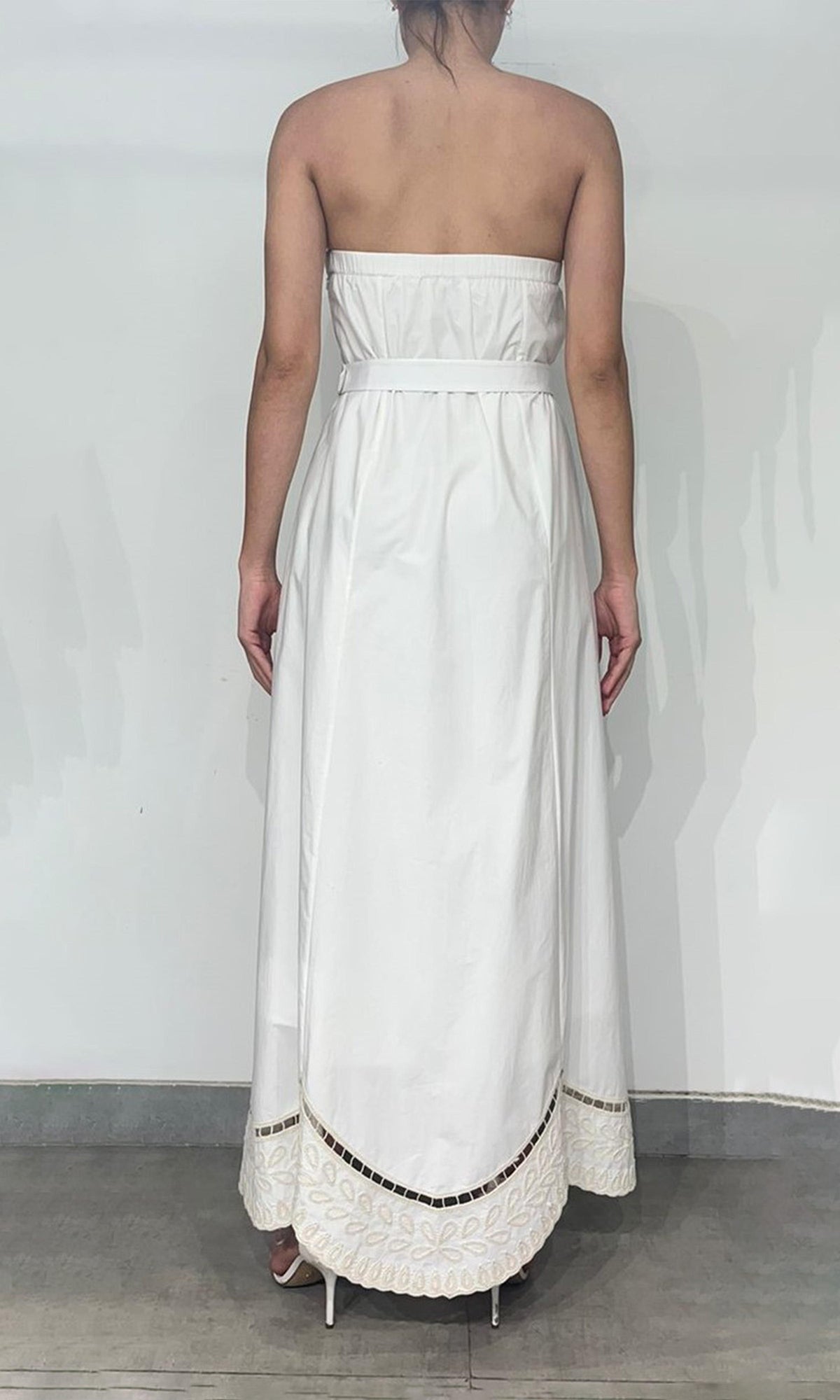 Hemant And Nandita | Ari Cotton Poplin Strapless Long Dress With Buckle Belt | White