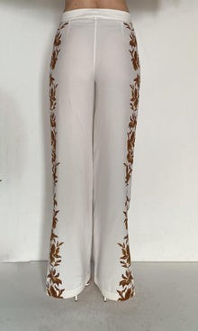 Hemant And Nandita | Ayra Viscose Heavy Crepe Pants With Slit | Ivory
