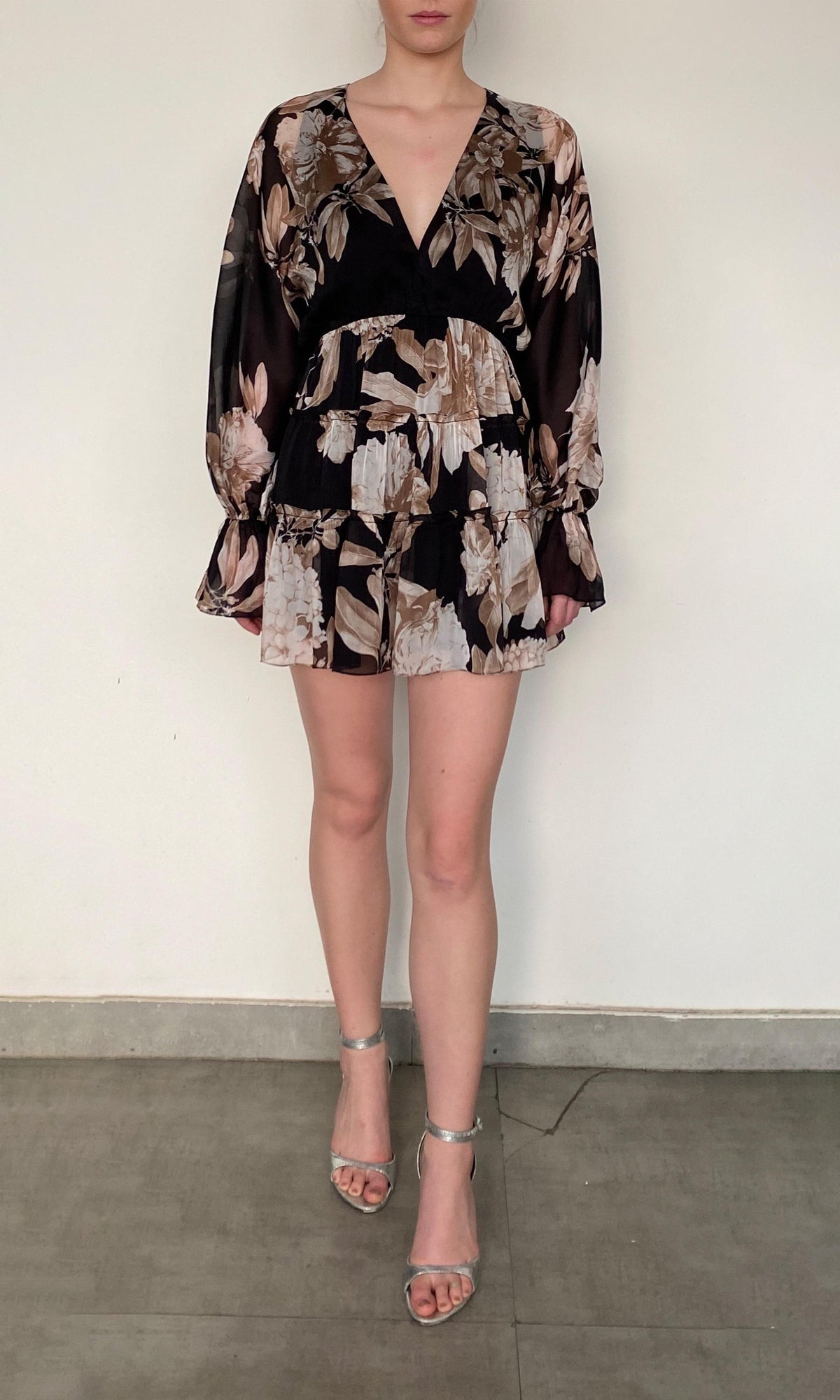 Hemant And Nandita | Niru Viscose Flat Chiffon Short Dress | Black Multi