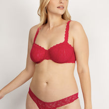 Signature Lace Balconette Bra | Red