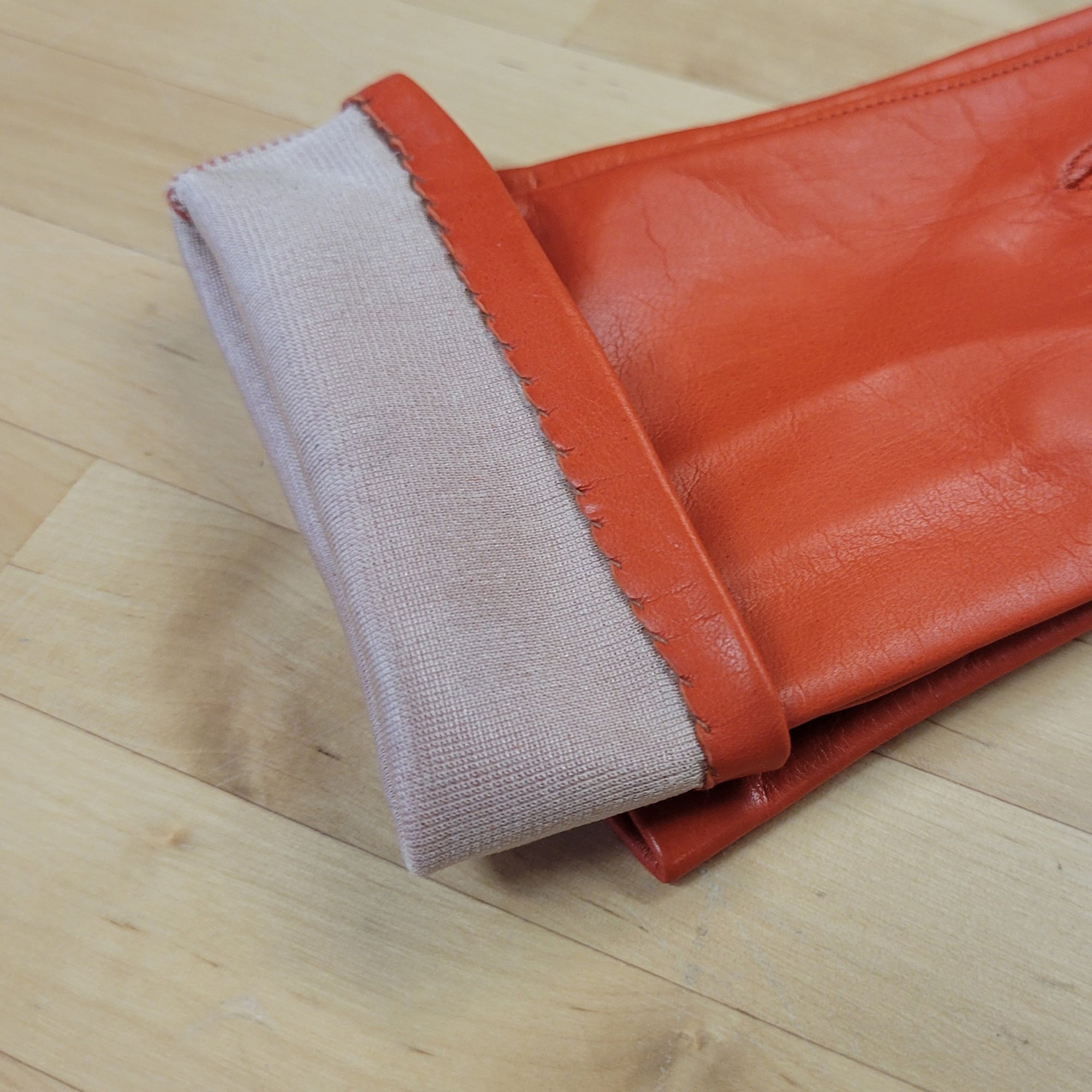 Womens | Silk Lined Leather Gloves | Spice