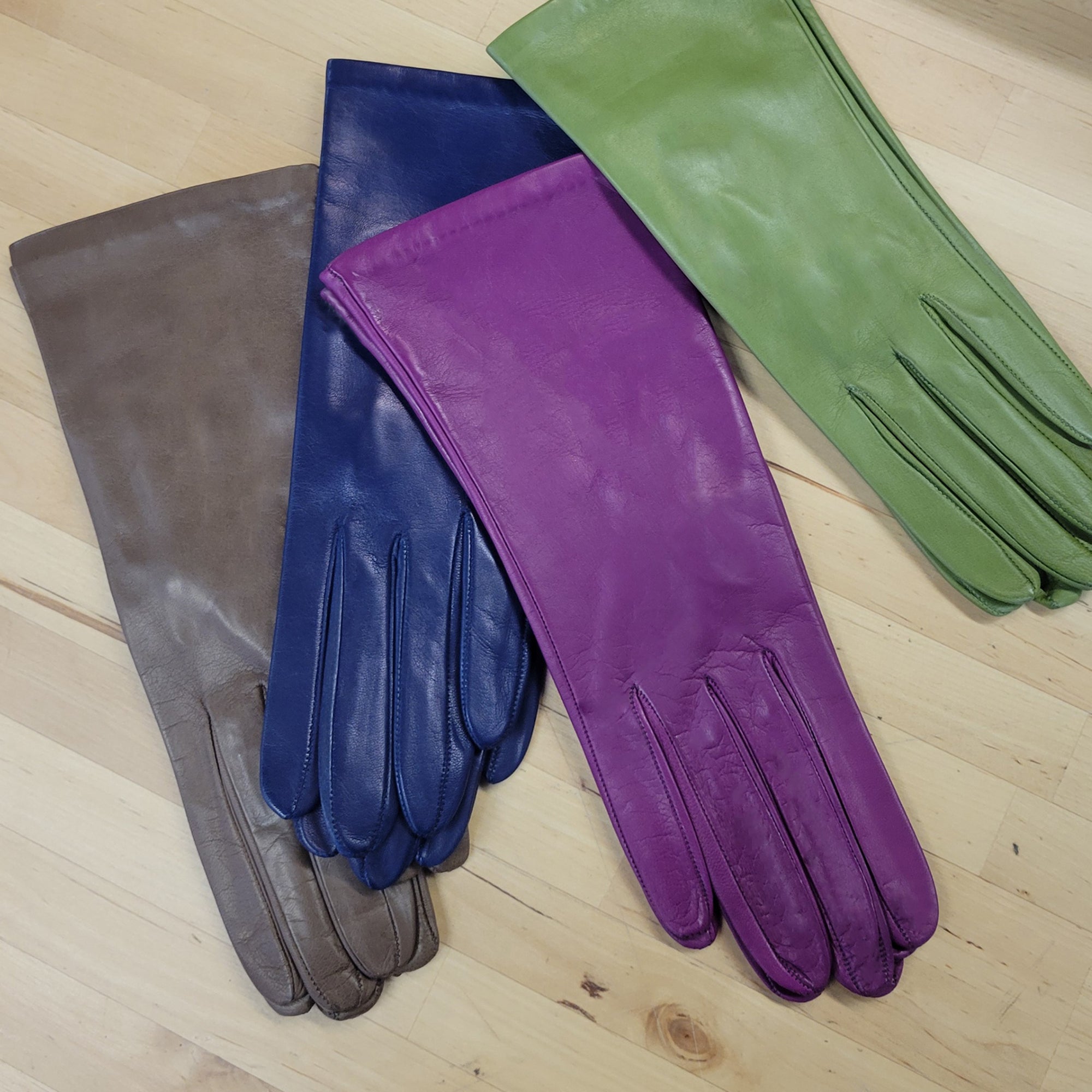 Womens | Silk Lined Leather Gloves | Mouse