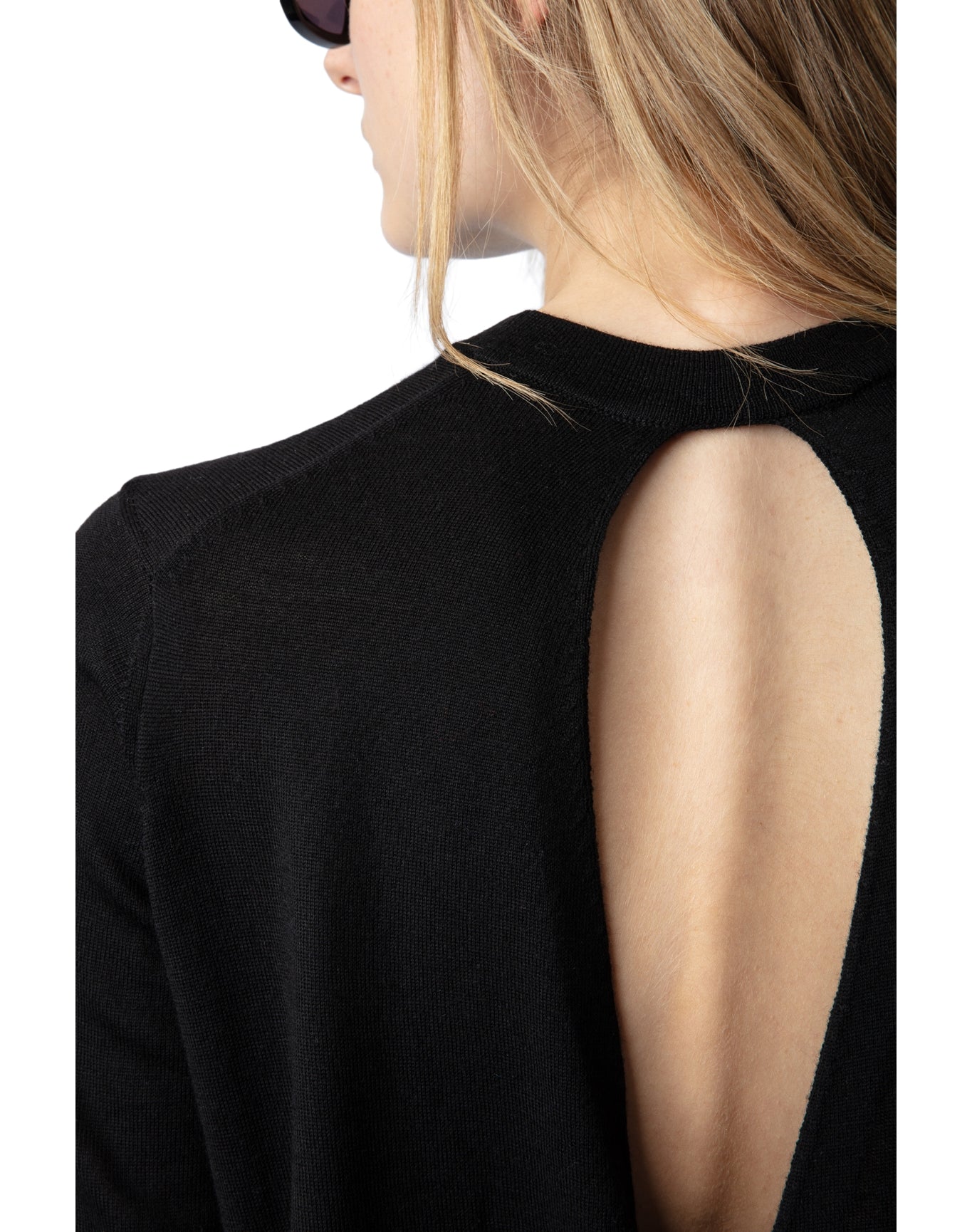 Women | Emma We | Noir