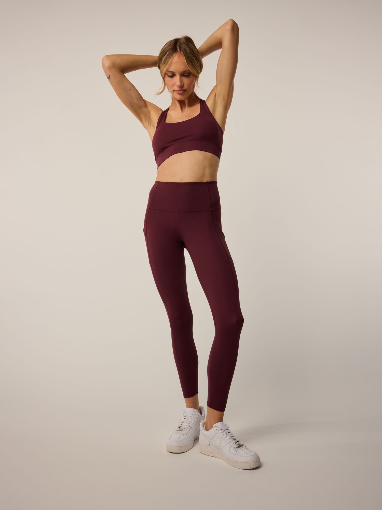 Women | Soleil Sports Bra | Chablis