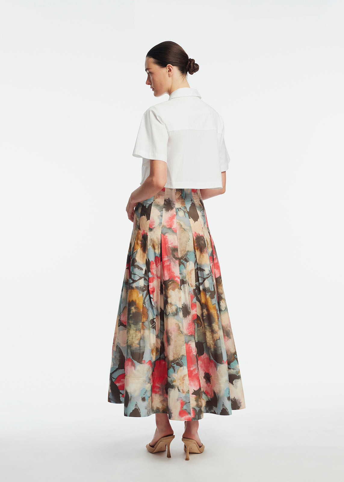 Peony Embroidered Cotton Poplin Cropped Shirt | White/Pink