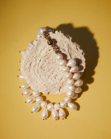 The Mallorca Pearl Statement Anklet | Freshwater Pearls | Gold