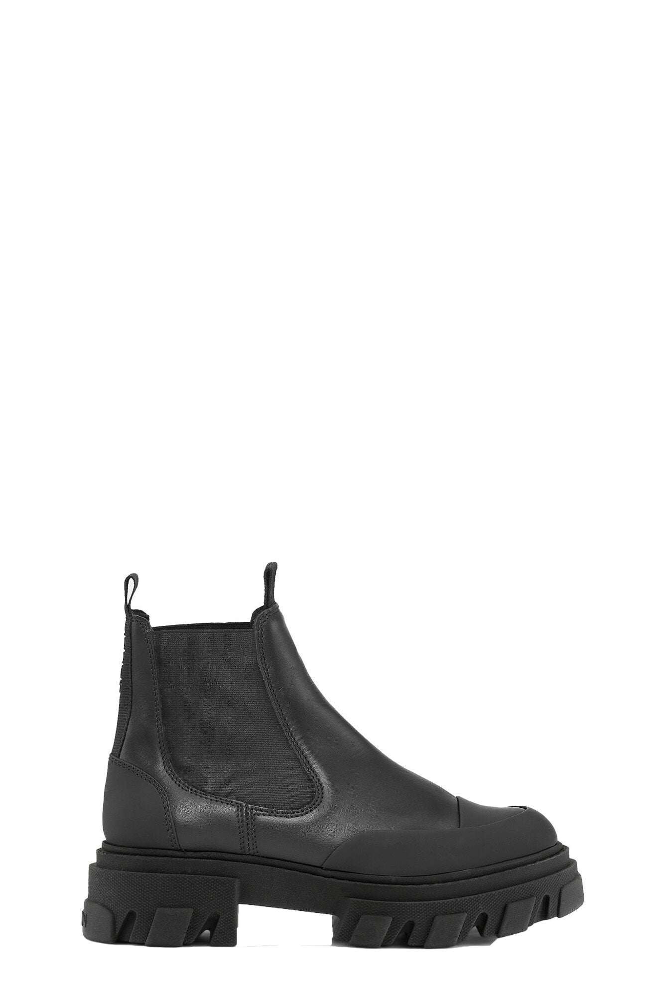Low Chelsea Boots | Black (V3)