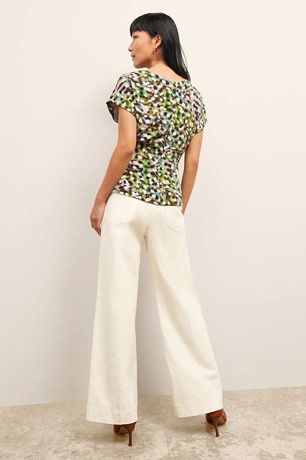 Front image of a woman wearing the Milo Jean in Tusk | Exclude