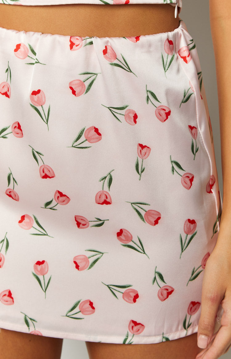 Maeva Satin Tulip Print Mini Skirt | Pink