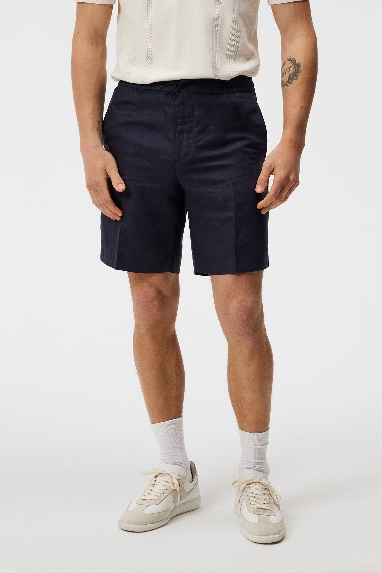 Men | Baron Tencel Linen Shorts | JL Navy