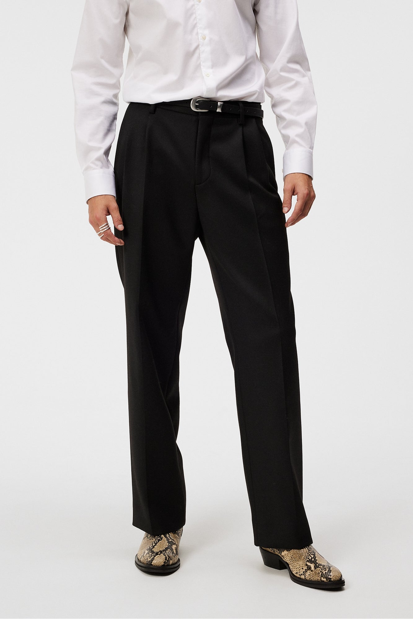 Men | Haij Double Pleat Pants | Black