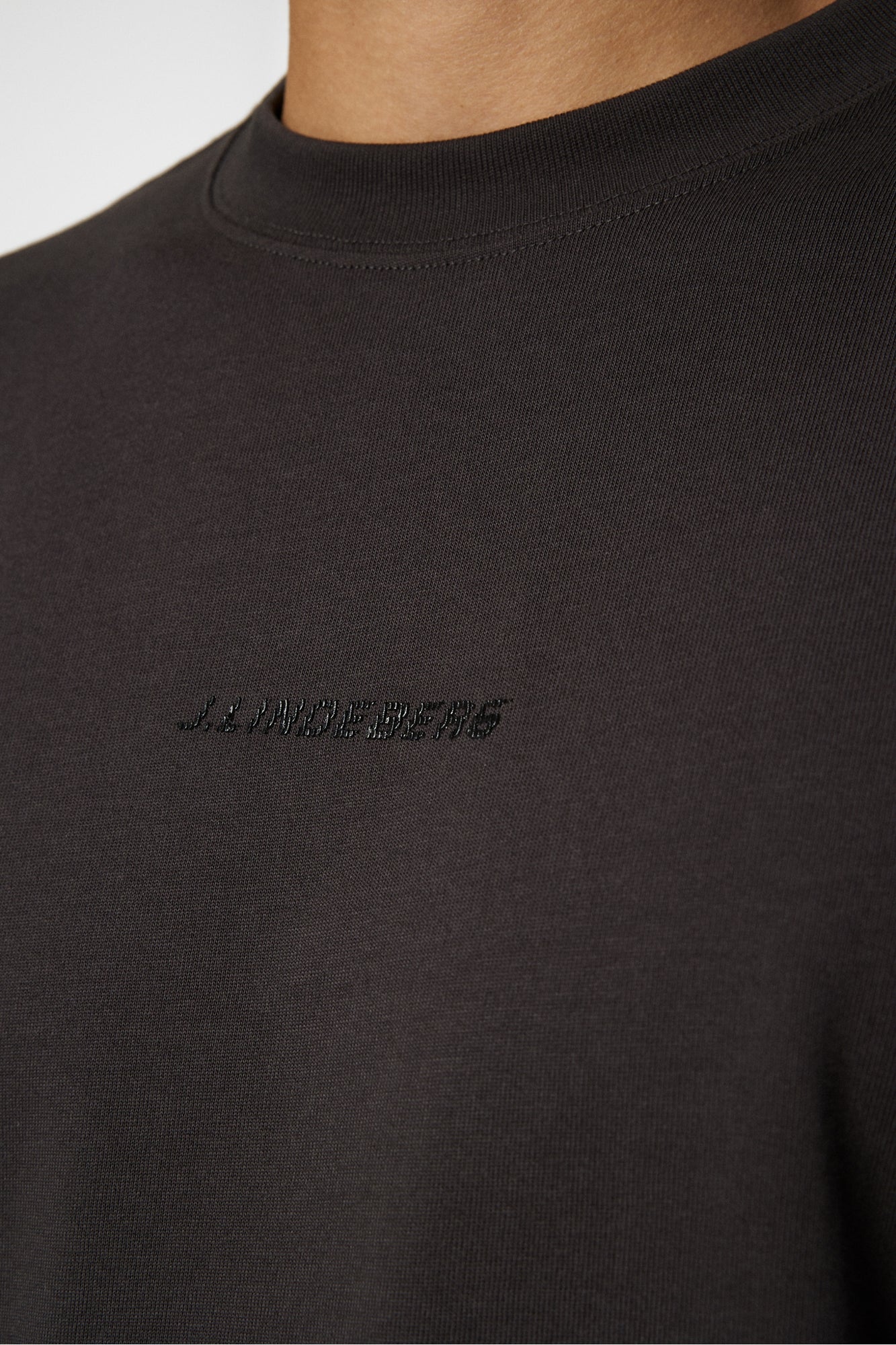 Men | Hale Logo T-Shirt | Washed Black (V2)