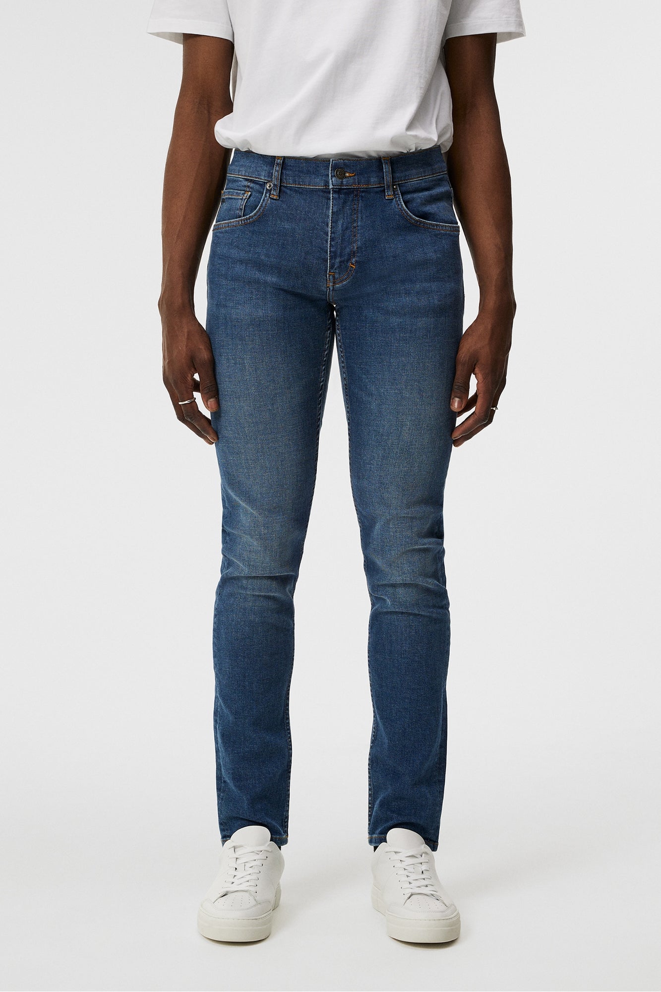 Men | Jay Active Indigo Jeans | Mid Blue