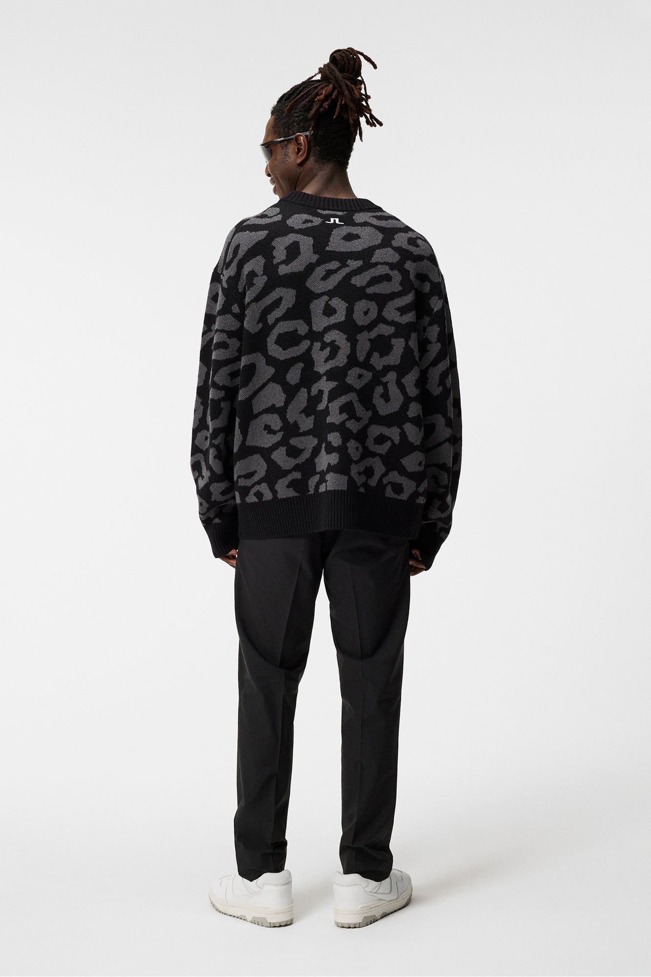 Men | Olive Creneck Knit | Black