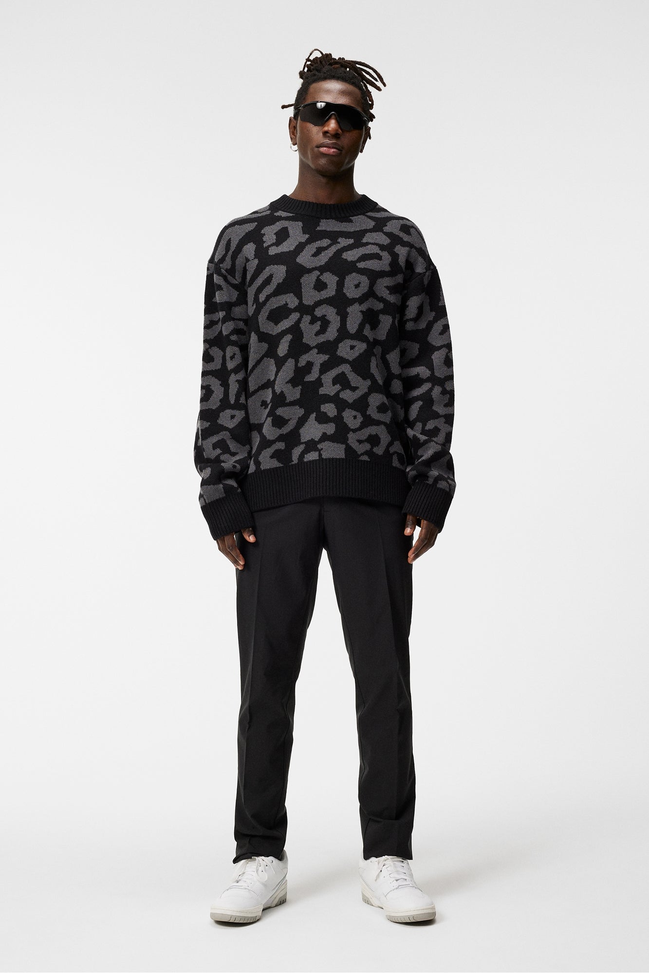 Men | Olive Creneck Knit | Black