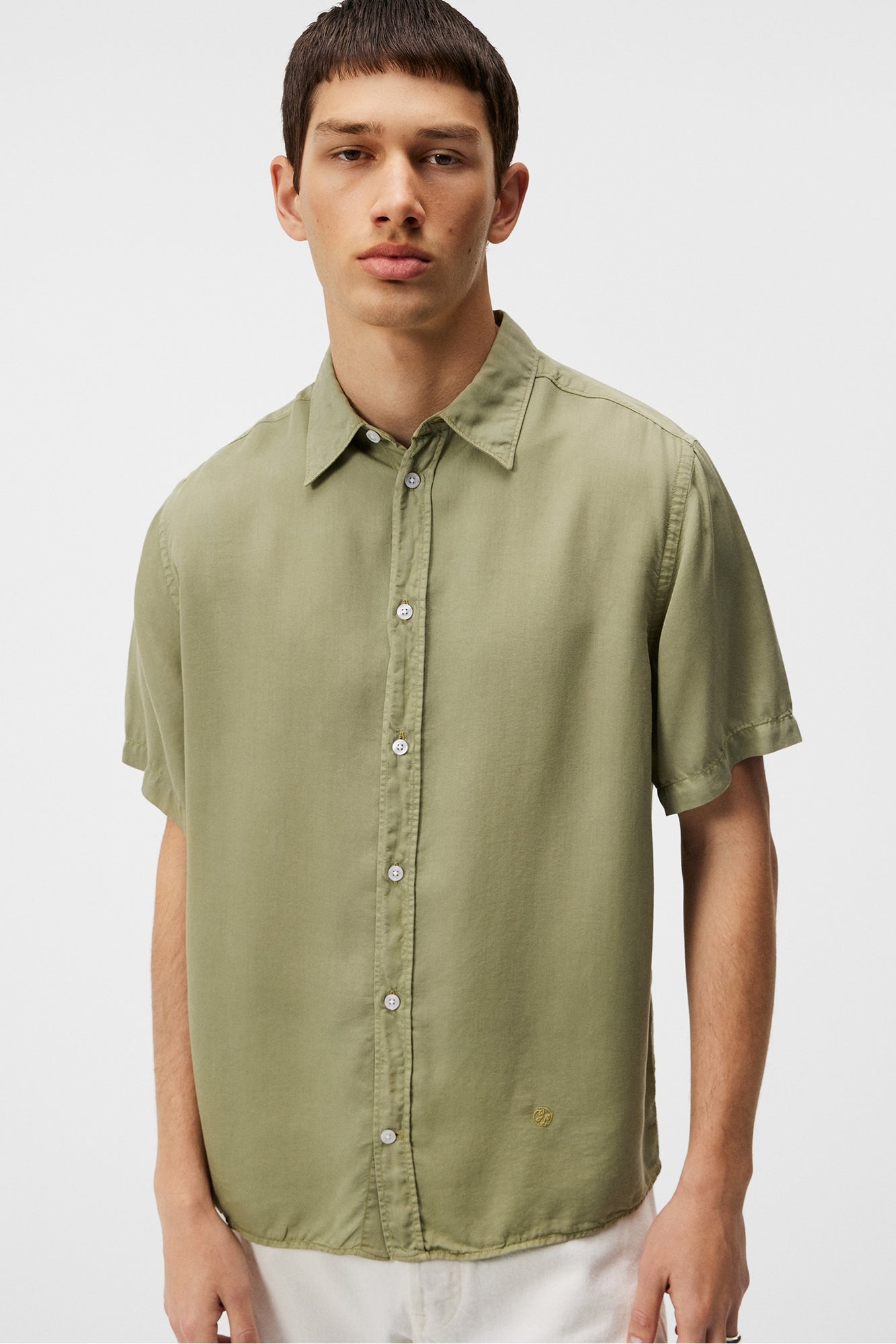 Men | Reg SS Light Tencel Shirt | Oil Green