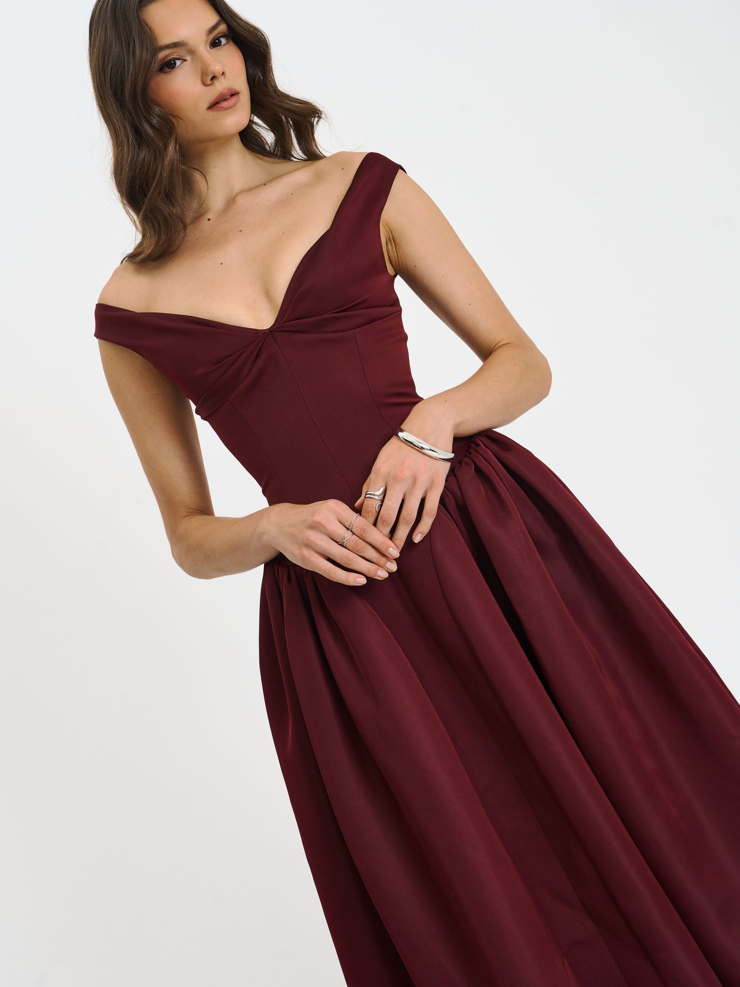 Omella Ruched Bust Sweetheart Flared Midi Dress | Burgundy