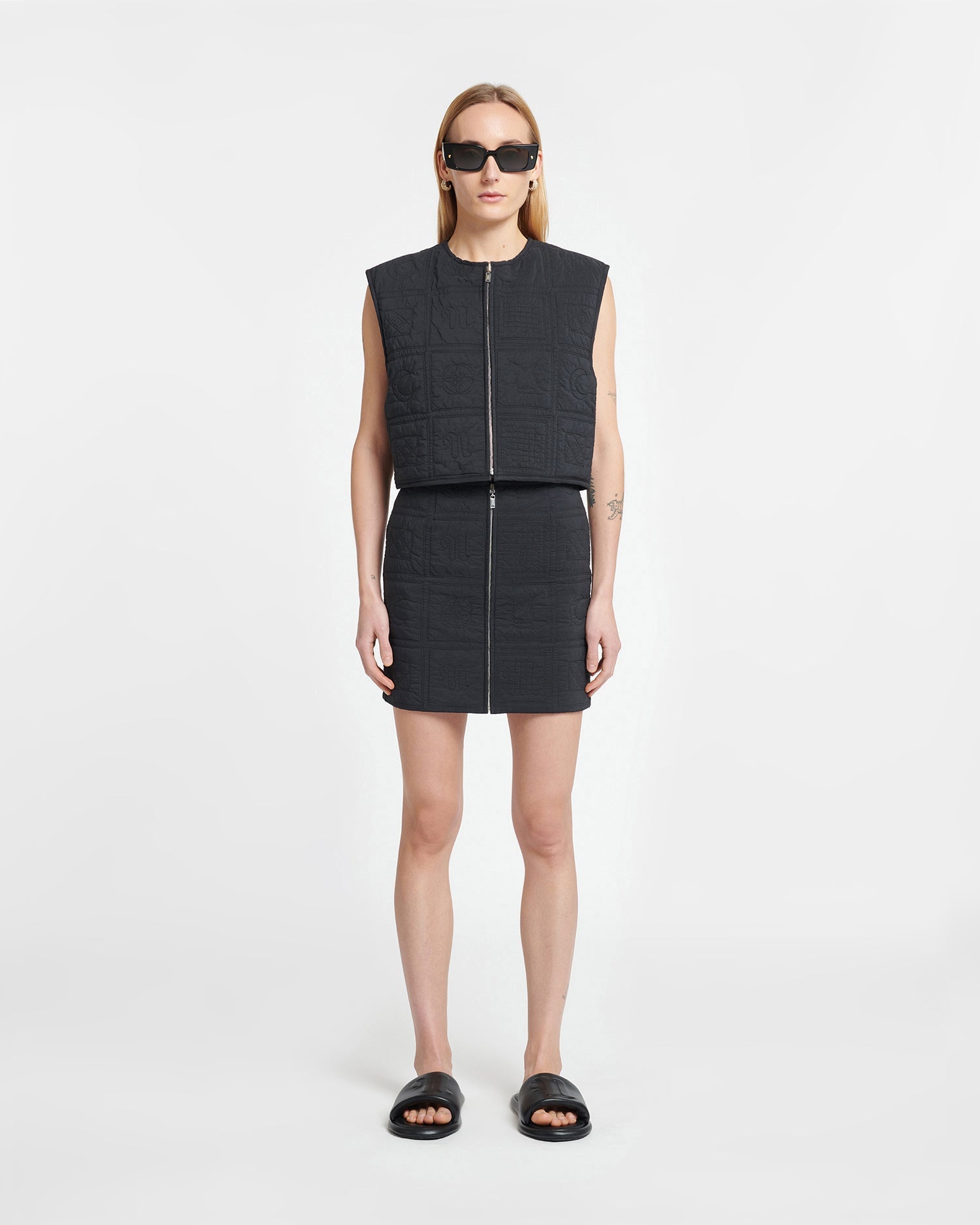 Dillon Quilted Tech Poplin Mini Skirt | Totem Off Black