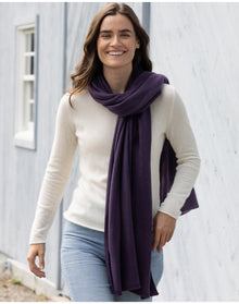 Nomad1942 | Unisex | Kennedy Cashmere Travel Wrap | Currant