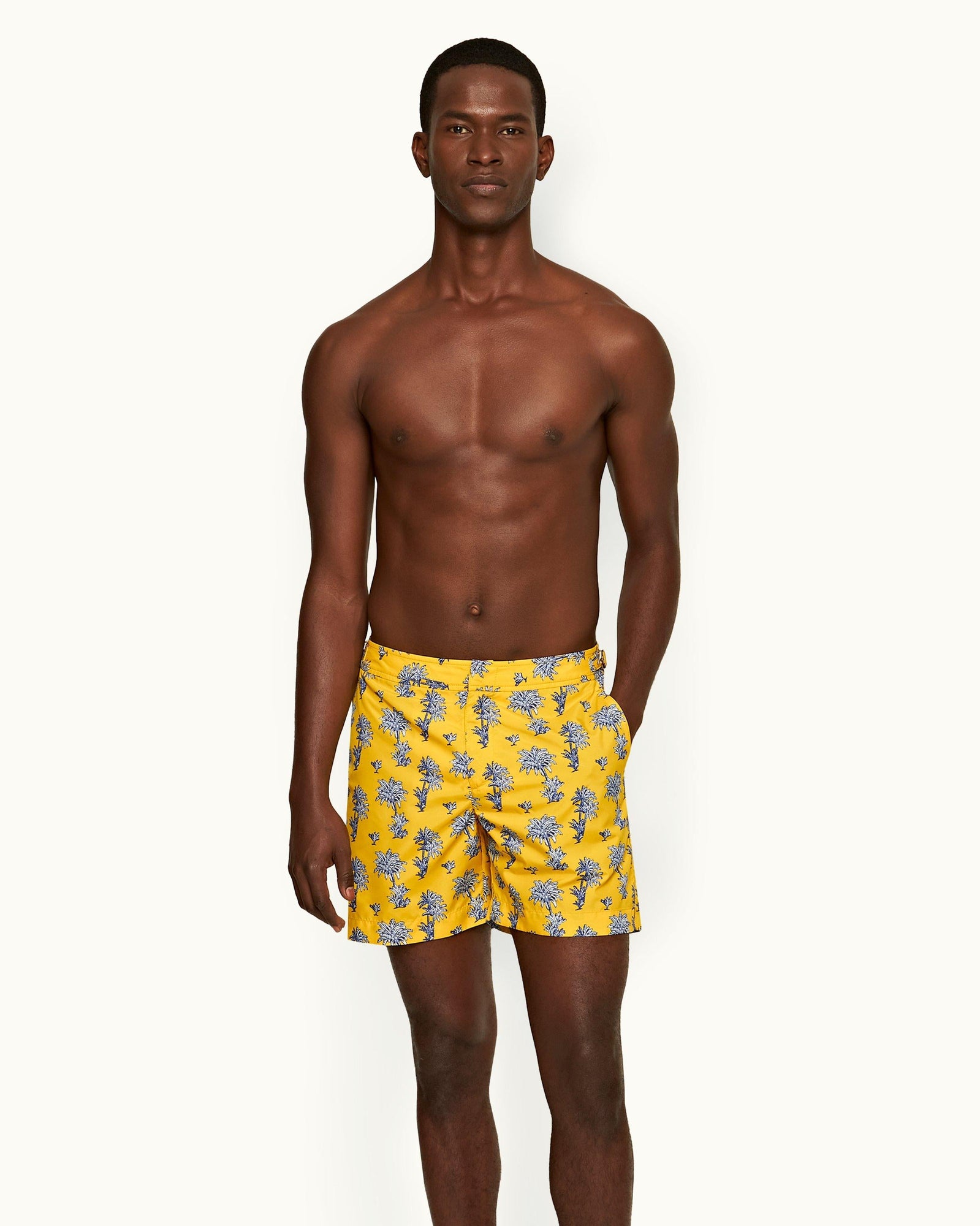 Bulldog Toucan Palm Repeat Mid-Length Swim Shorts | Toucan