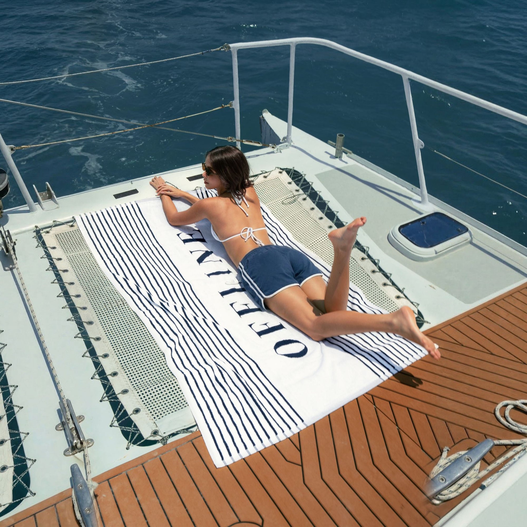 Offline Australian Cotton Beach Towels | Navy/White