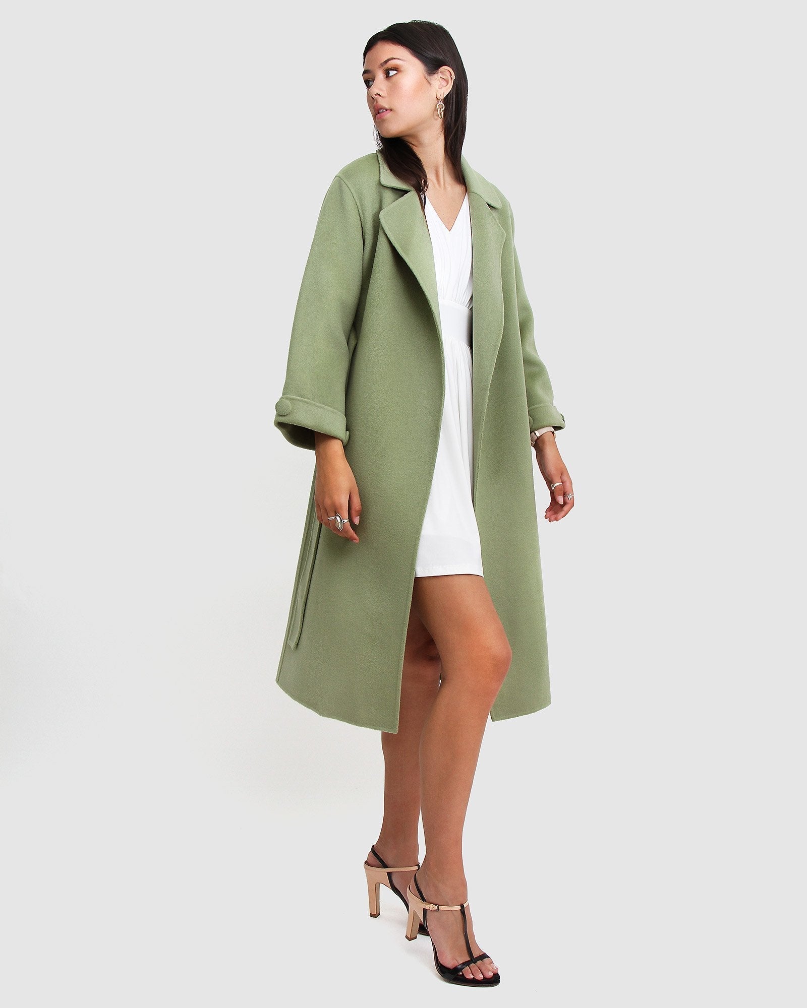 Oversized-wool-coat-green-side_7aeeb156-ed39-4533-8bf7-05601f5c816f.jpg